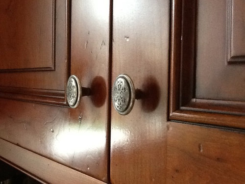 Shiny Spots Around Door Pulls On My, Wood Mode Cabinets Touch Up Paint