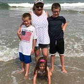 Mary Hills's photo