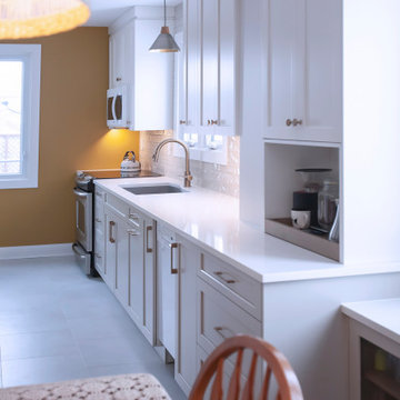 Sunny Kitchen Renovation