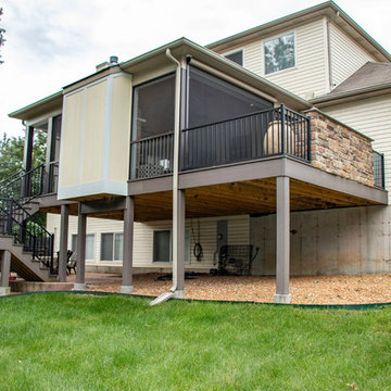 Outdoor Room Deck with Grilling and Beverage Center
