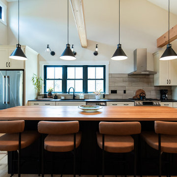 Modern Farmhouse, Standish