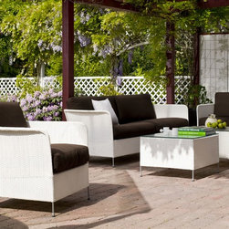Avantgarde - Orion chairs, Orion 3-seater and Orion side table - Outdoor Lounge Sets