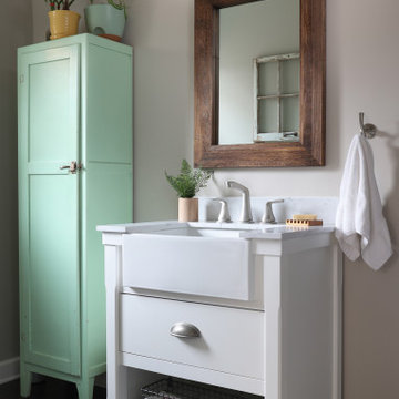 Norton Shores Bathroom & Laundry