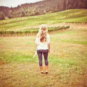 Amanda Rathbone's photo