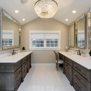 Elegant Transitional Bathroom