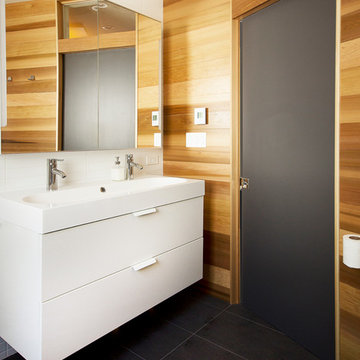 DOV washroom