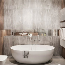 7654 FI Hers Bathroom