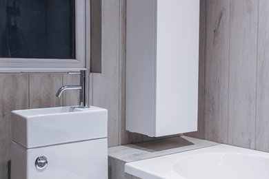 Design ideas for a modern bathroom in London.
