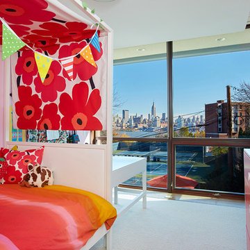 URBAN ARCHITECTURAL MASTERPIECE WITH DIRECT NYC VIEWS