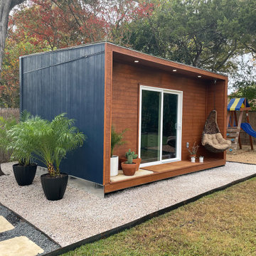 South Austin Cabana 16