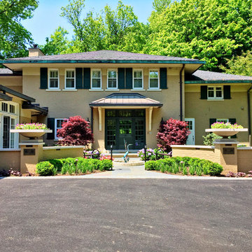 Lake Forest Prairie Style Forecourt Entrance