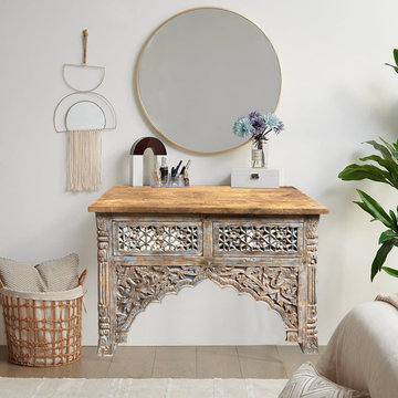 Elevating Home Interiors: Vintage Furniture Pieces that Blend Functionality and