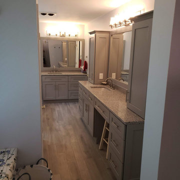 Maynard Contemporary Master Bathroom