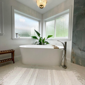Westwood Plateau En suite Bathroom