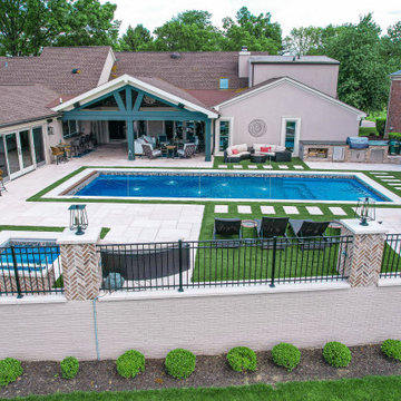 Etscorn Family 40' Illusion & Square Hot Tub