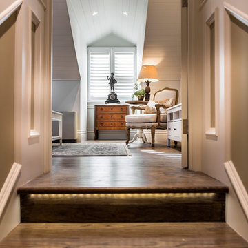Attic Apartment - Grand Design