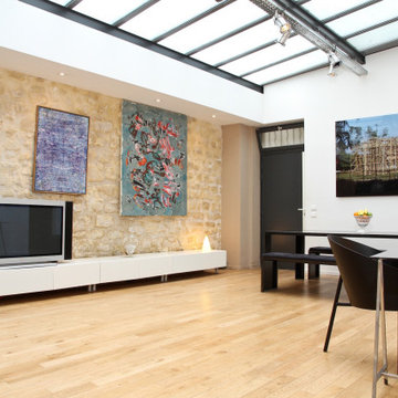 Easy-to-maintain hardwood floors