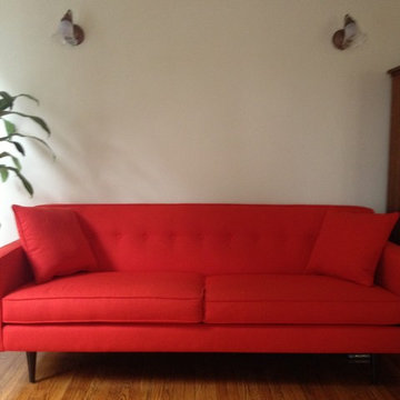 AMANDA STYLE - MID-CENTURY MODERN
