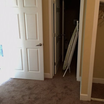 Market Place 8mm EVP - Everyday Oak, Beaulieu El Dorado Carpet and Beadboard Bar