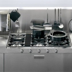 Arclinea Italia - Kitchen Cabinetry