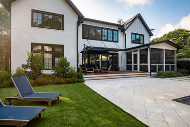 Example of a patio design in Charleston