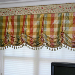 Guest Room Balloon Shade - Window Treatments