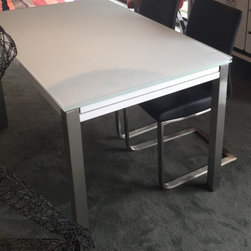 Pisa Extension Dining Table | White - Dining Tables