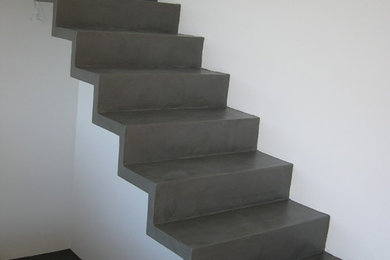 Inspiration for a modern straight staircase remodel in San Francisco