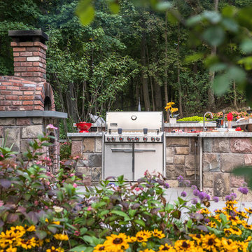 brick pizza oven and outdoor kitchen