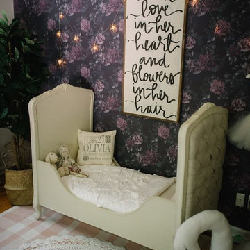 Relaxing Toddler Bedroom