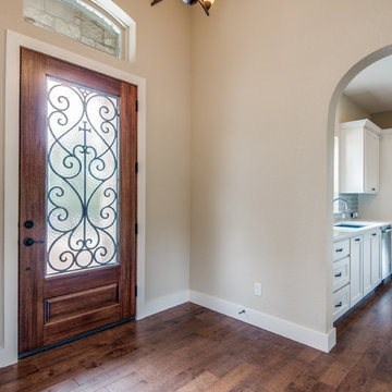 Transitional: 3,346 ft²/4 BR/3.5 BA/2 ST
