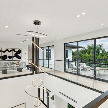 Contemporary Home - 11