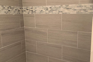 Inspiration for a bathroom remodel in Cleveland