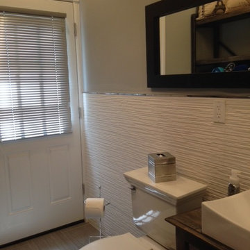 LOOK WHAT WE DIID THROUGH THE E-MAIL - THE POOL BATHROOM