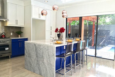Example of a trendy kitchen design in Houston