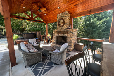 Example of a mountain style home design design in Other