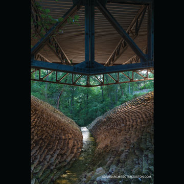 The Bridge House - Under House In Ravine