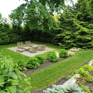 Irregular bluestone terrace