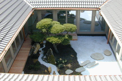 Diseño de jardín de estilo zen pequeño en patio