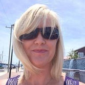 Lesley Hunter's photo