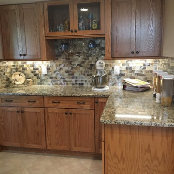 Kraftmaid Quarter Sawn Oak