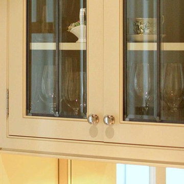 Elegant Butler's Servery