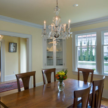 St Helens - Dining room