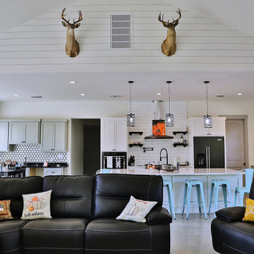 Boerne, Texas Farmhouse Style Barndominium