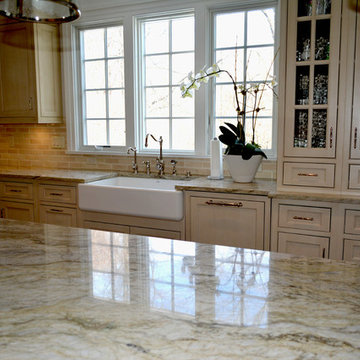 Champagne Quartzite Kitchen