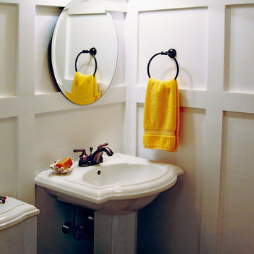 Petite Powder Room