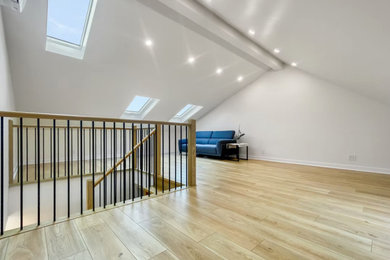 Inspiration for a transitional home design remodel in Toronto