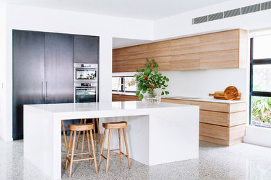 Inspiration for a kitchen in Gold Coast - Tweed.