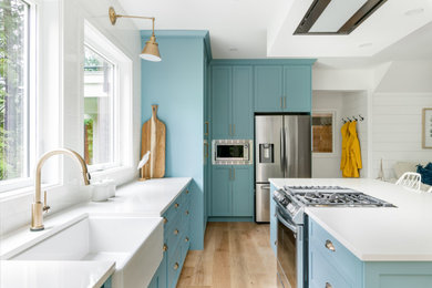 Inspiration for a cottage kitchen remodel in Vancouver
