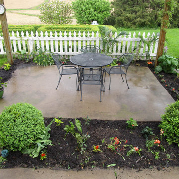 Tropical Patio Garden